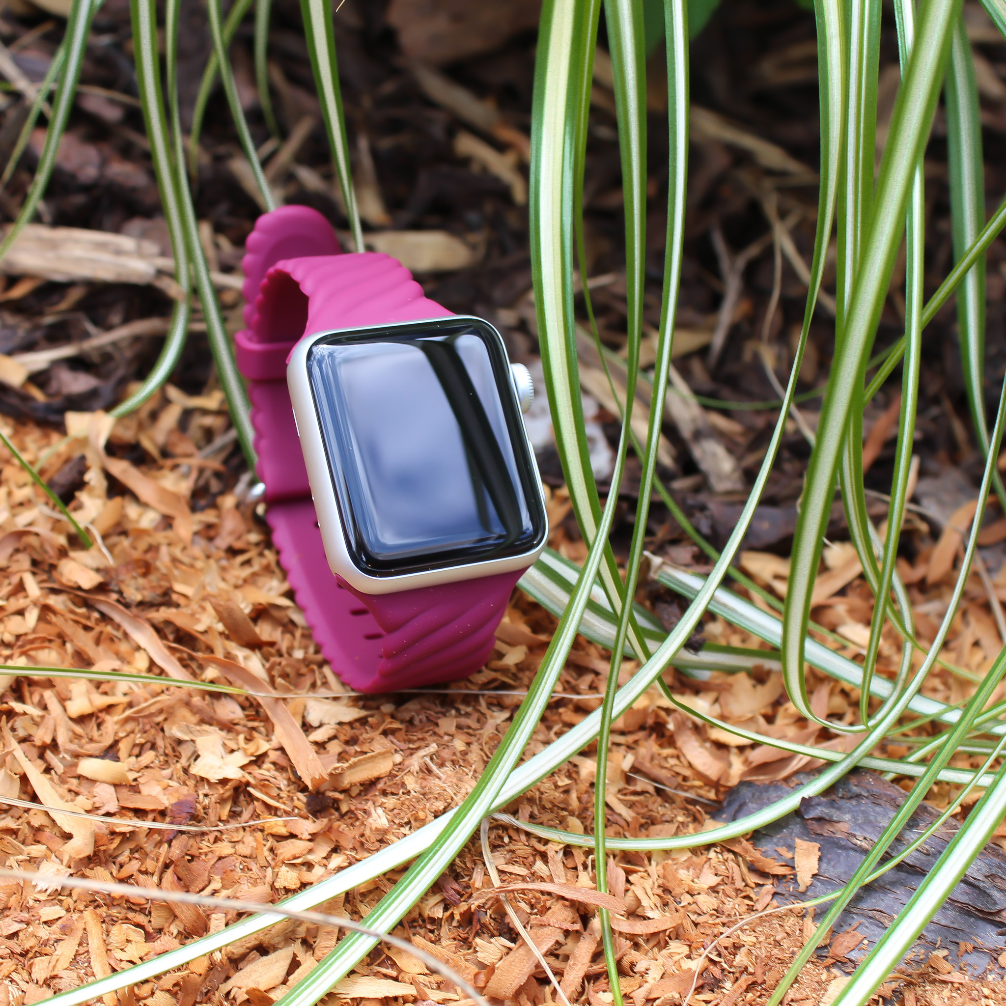 Correa deportiva remolino para el Apple Watch - rojo vino