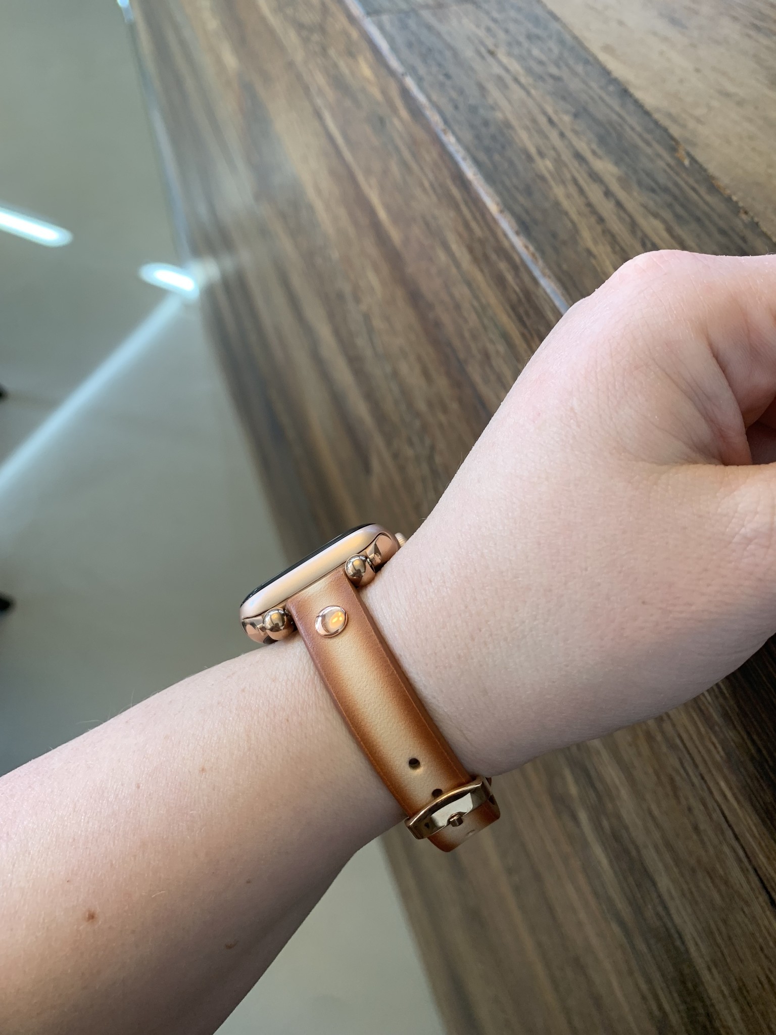 Correa inteligente de piel para el Apple Watch - camel