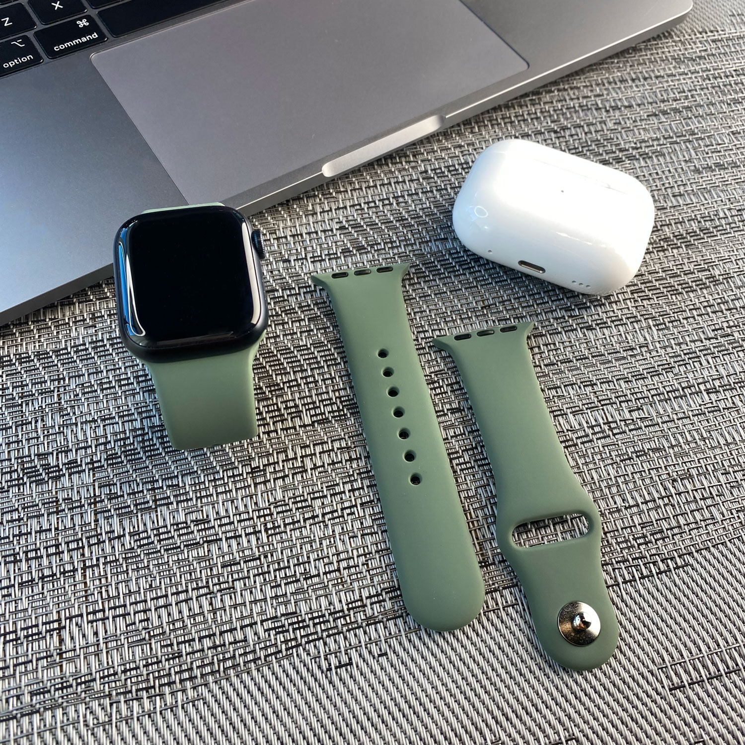 Correa deportiva para el Apple Watch - verde oliva